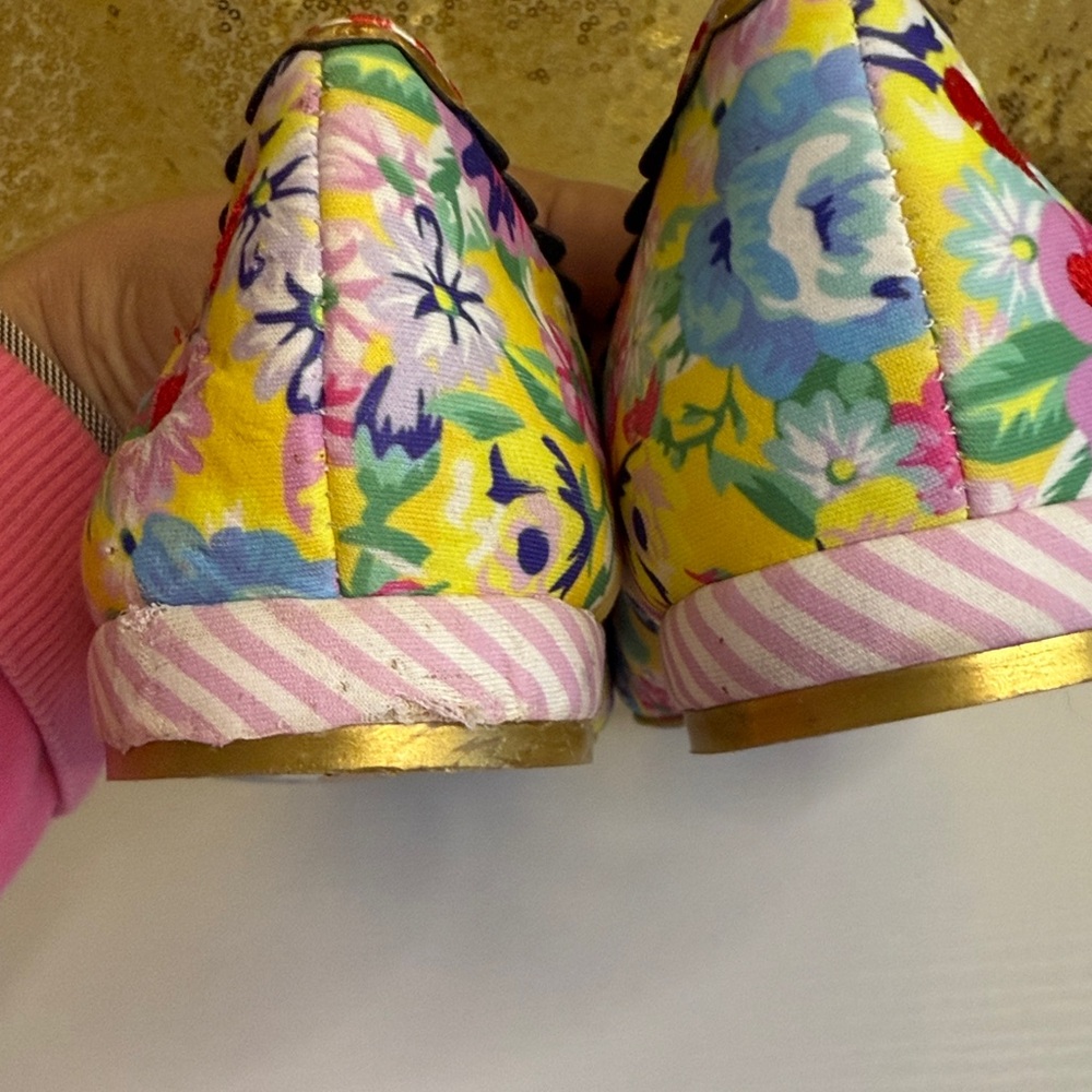 Disney Irregular Choice “Why Hello”Mickey and Minnie Mouse Floral Flats - Picture 13 of 14